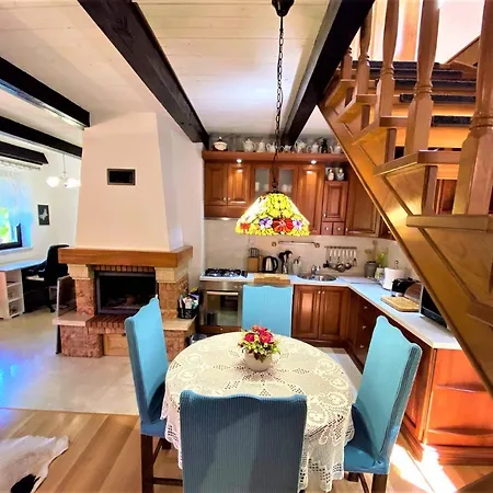 Chalet Kuca Homer *