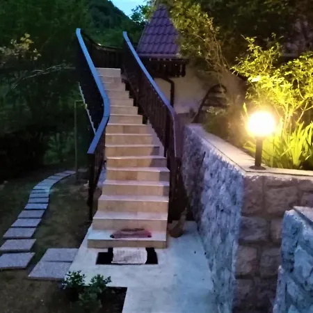 Kuca Homer Chalet *